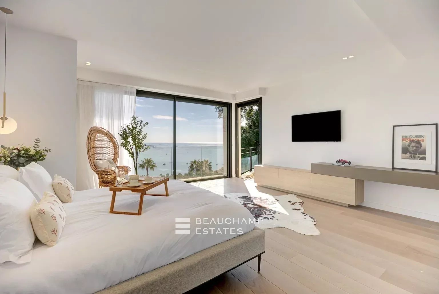 Villa contemporaine 5 chambres avec vue mer et pisicine - Golf Juan