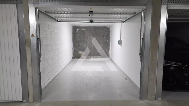 CAP D'AIL - GARAGE EN SOUS-SOL - RESIDENCE NEUVE EN CENTRE-VILLE