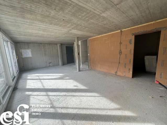 f7YyG_lookmove_229063778_5.jpg