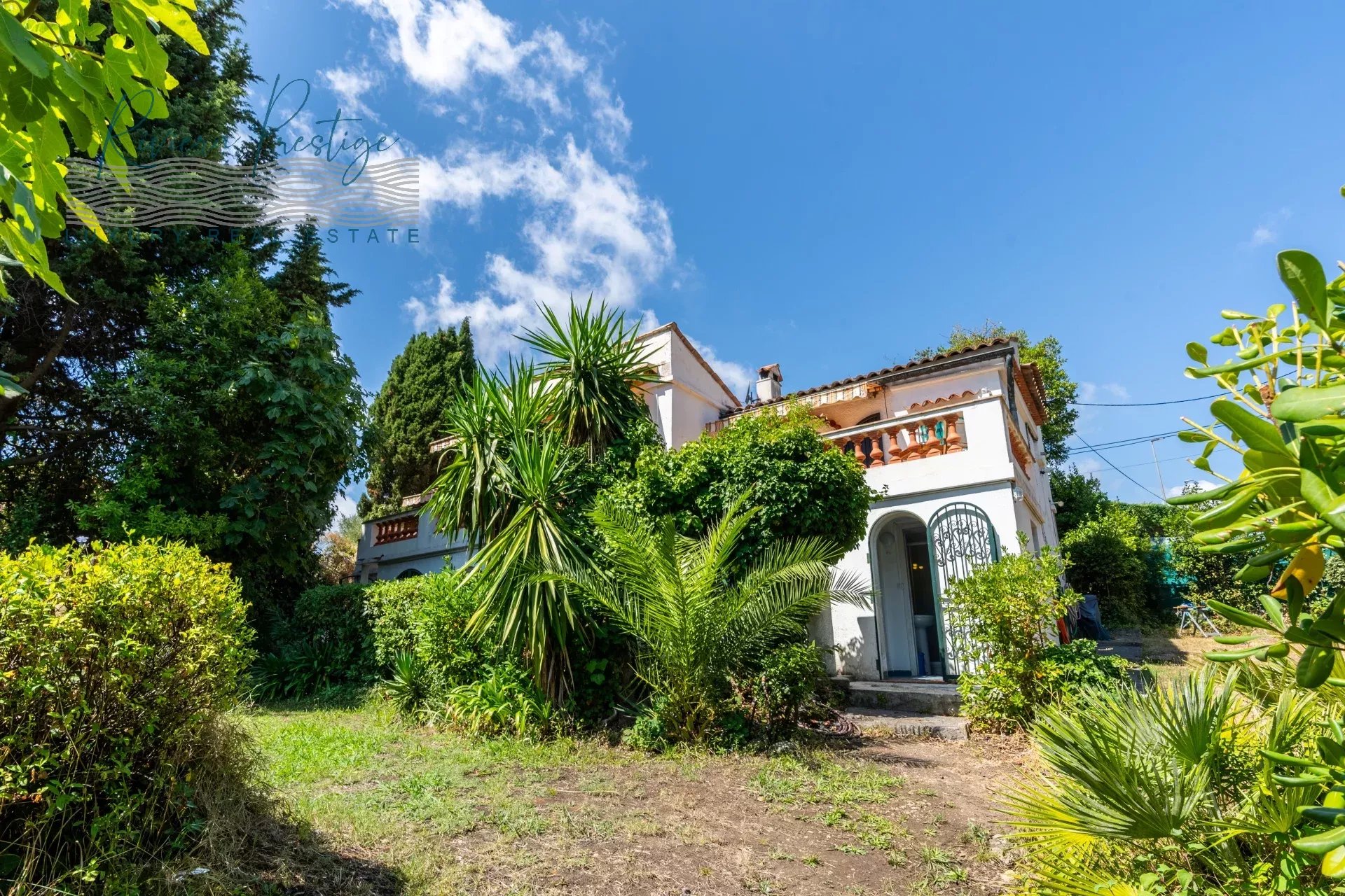 Villa de charme à rénover au calme absolu