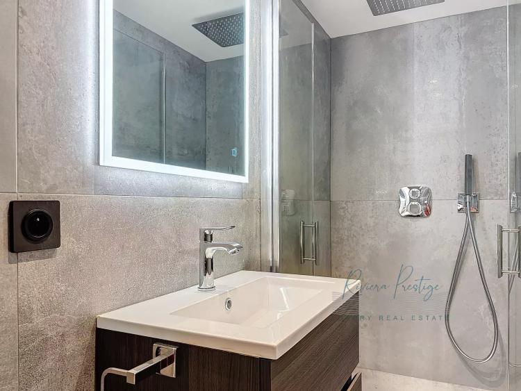 Appartement Bourgeois - 4 pièces - Cannes Basse Californie