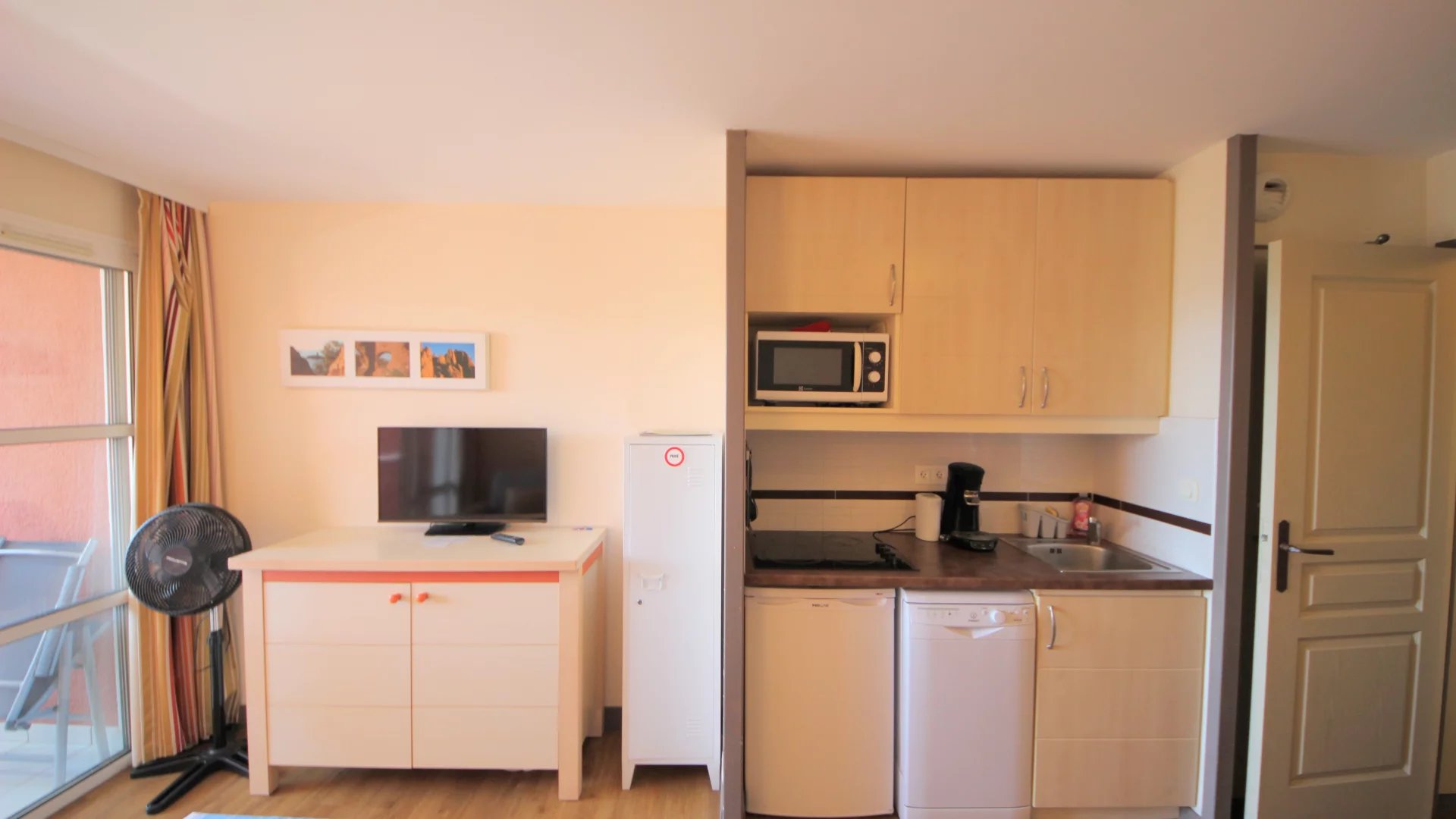 À vendre – Studio cabine avec vue exceptionnelle sur l'Estérel et la baie d'Agay