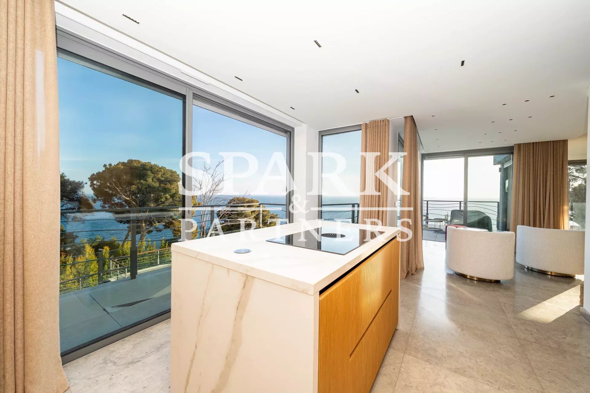 SUPERBE VILLA CONTEMPORAINE – VUE MER PANORAMIQUE