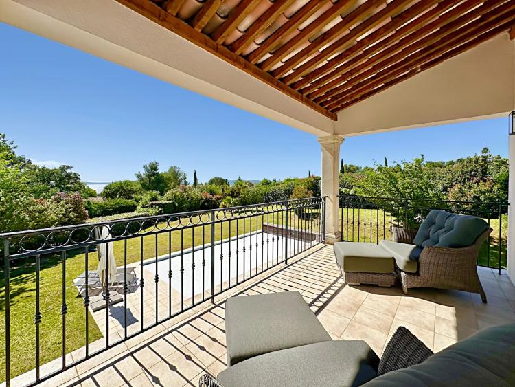 Villa dans un domaine sécurisé à vendre à Grimaud