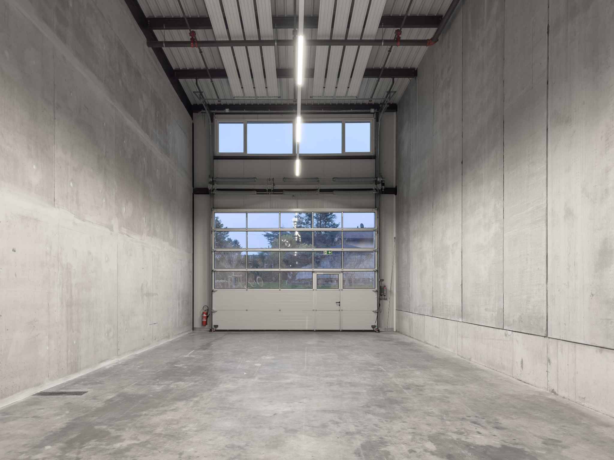 À Vendre : 3 Surfaces Industrielles modernes à Vernier