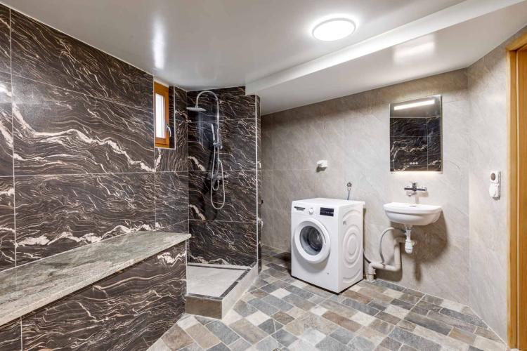 Belle villa entièrement rénovée avec piscine