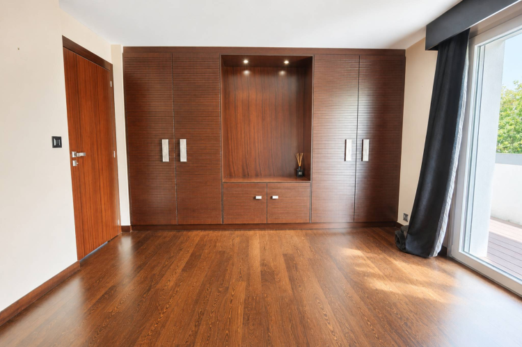 Magnifique attique en duplex avec vue imprenable sur le lac 