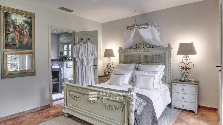 Elégante Bastide provençale de 6 chambres située à pied de la plage et du village