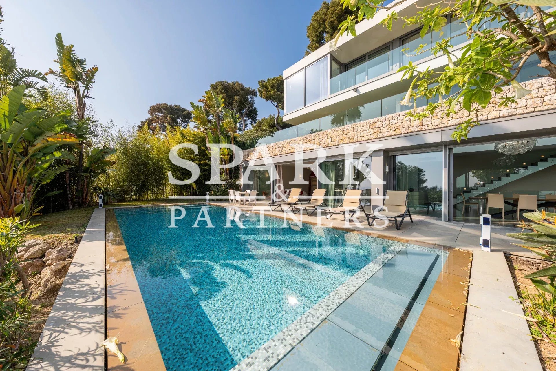 Cap d'Ail - Villa Contemporaine aux portes de Monaco