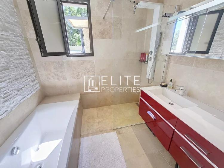 MAISON MODERNE 4 PIECES 126m² LE TIGNET