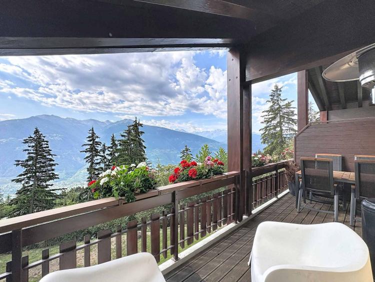 Très beau 4.5 pièces en duplex/attique avec très belle vue sur les Alpes