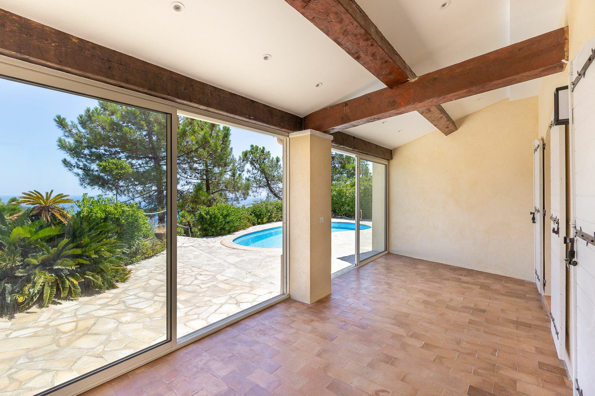 Villa rénovée vue mer à Théoule-sur-Mer