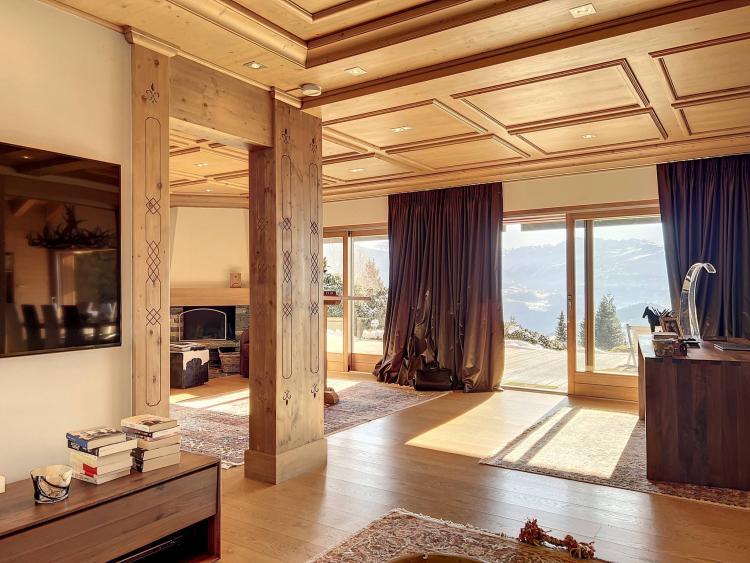 Magnifique chalet avec vue panoramique sur la plaine du Rhône et les Alpes