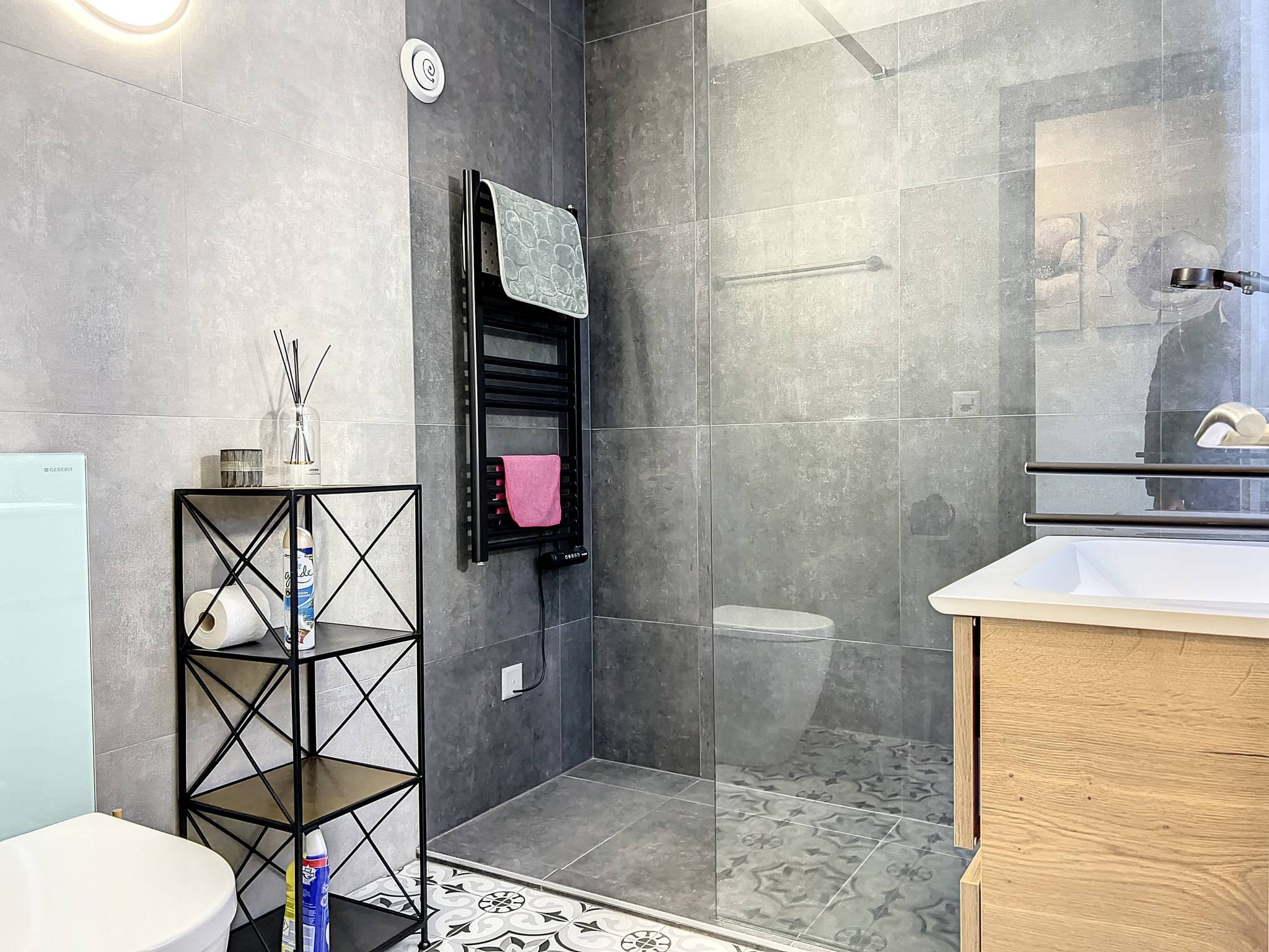 Magnifique appartement de 2.5 pièces refait à neuf avec belle vue