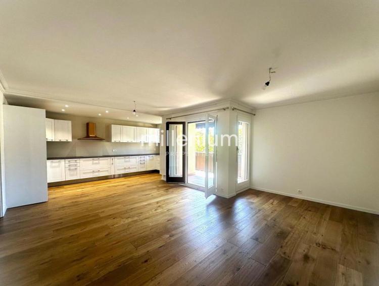 Magnifique appartement situé à Corsier