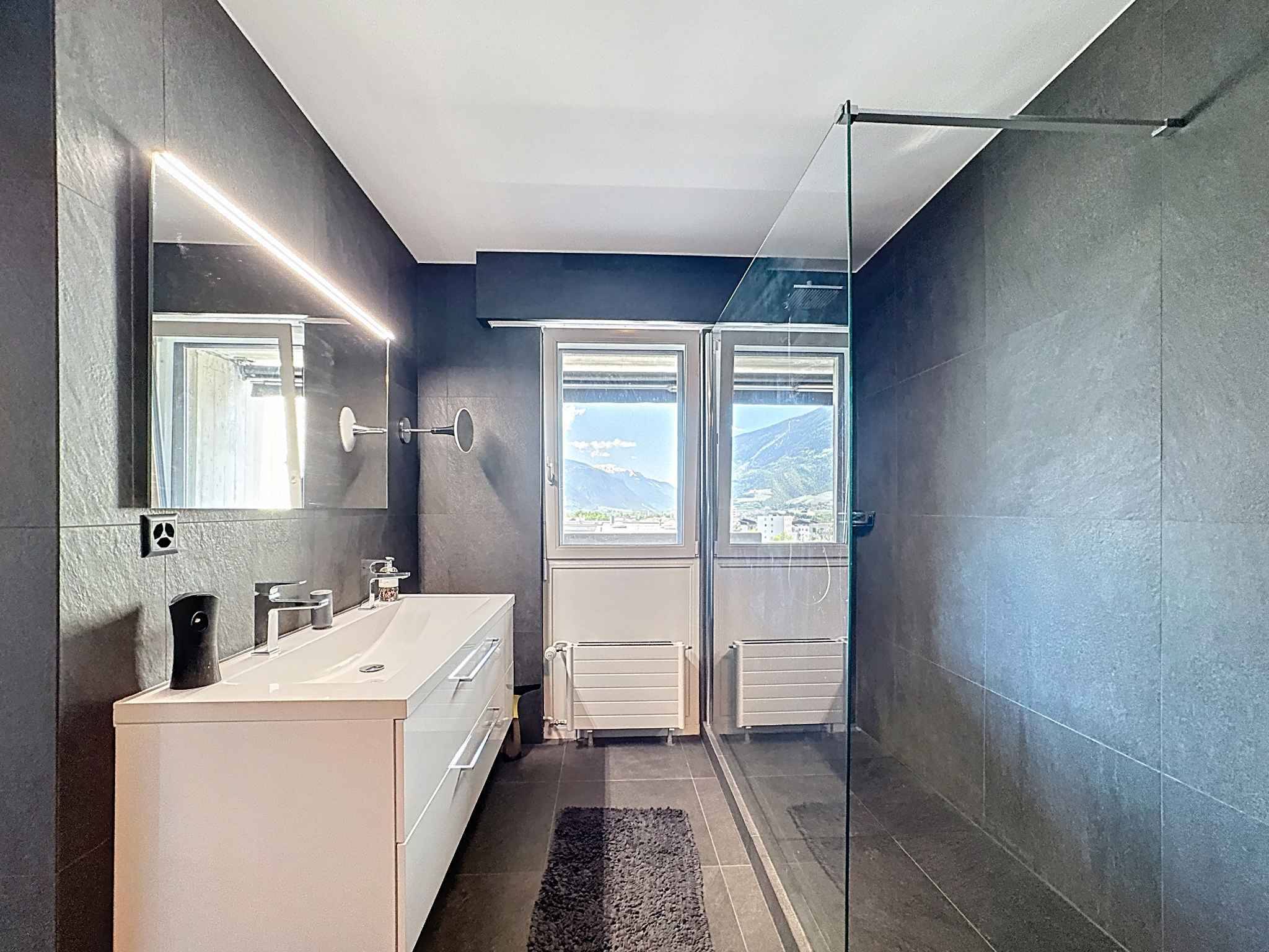 Attique duplex avec terrasse panoramique-Résidence secondaire 