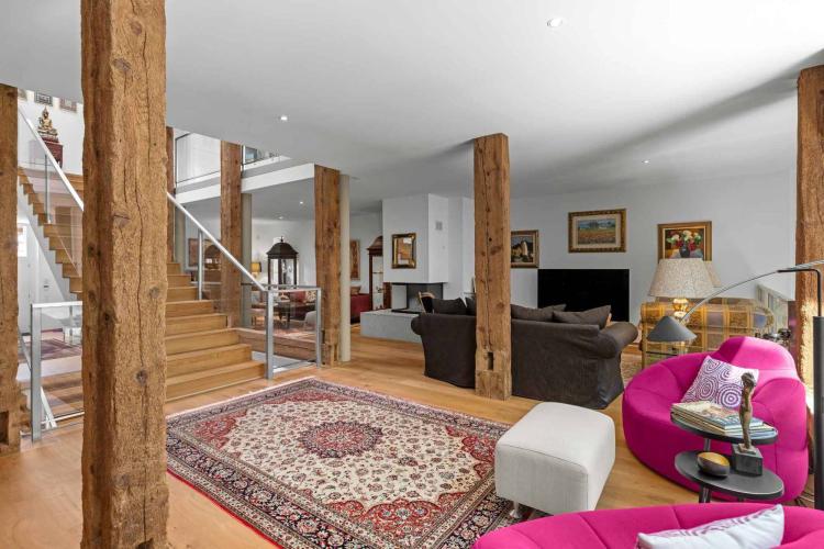Propriété au confort contemporain – 4 suites, luxe et histoire