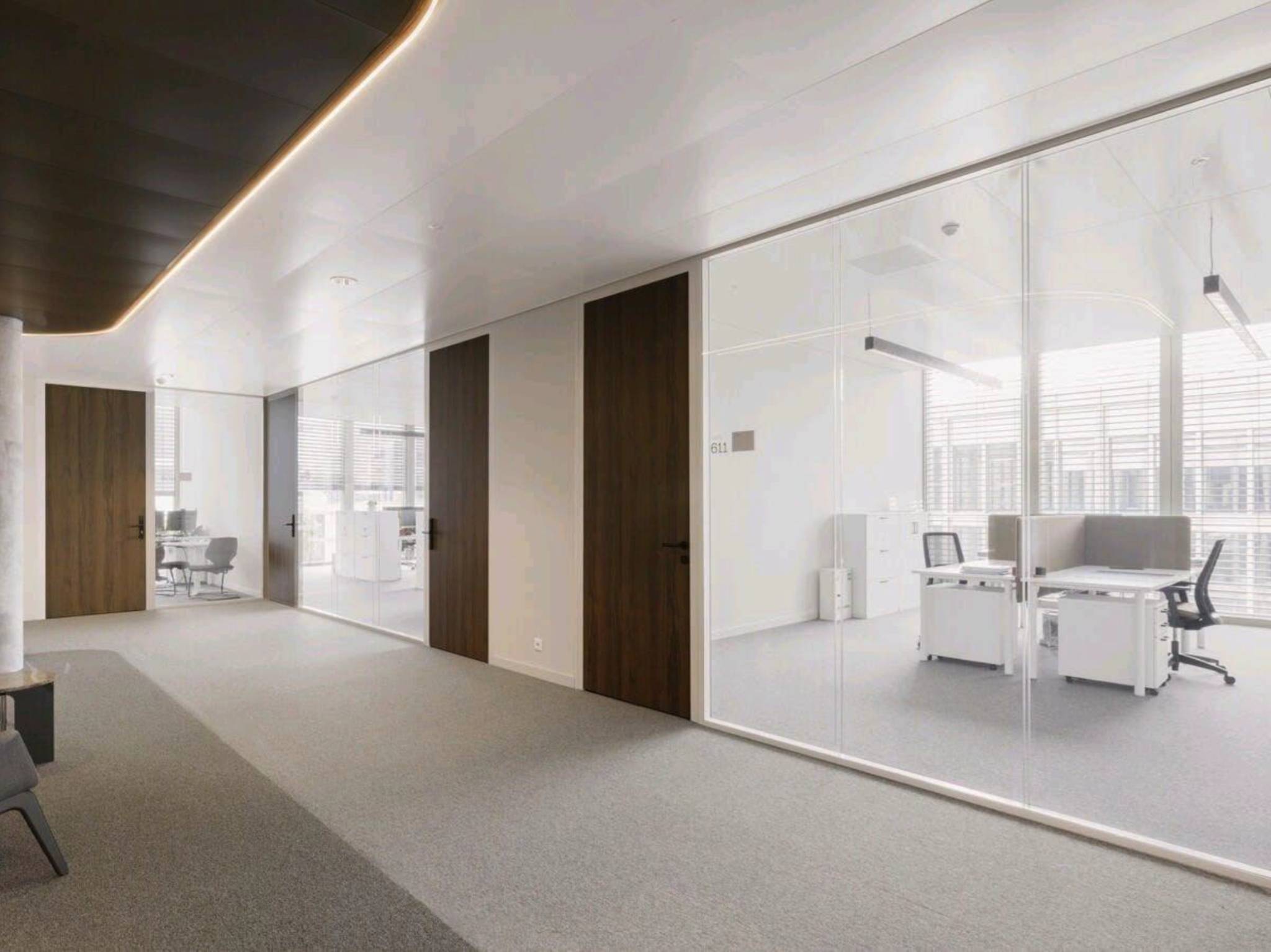 À louer – Bureaux bruts à aménager au Quartier de l’Étang
