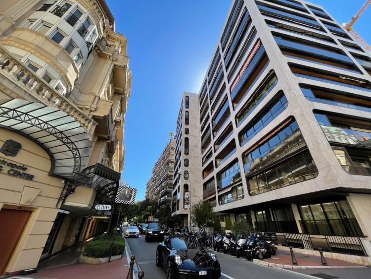 À VENDRE - Studio lumineux et calme dans le Carré d’Or