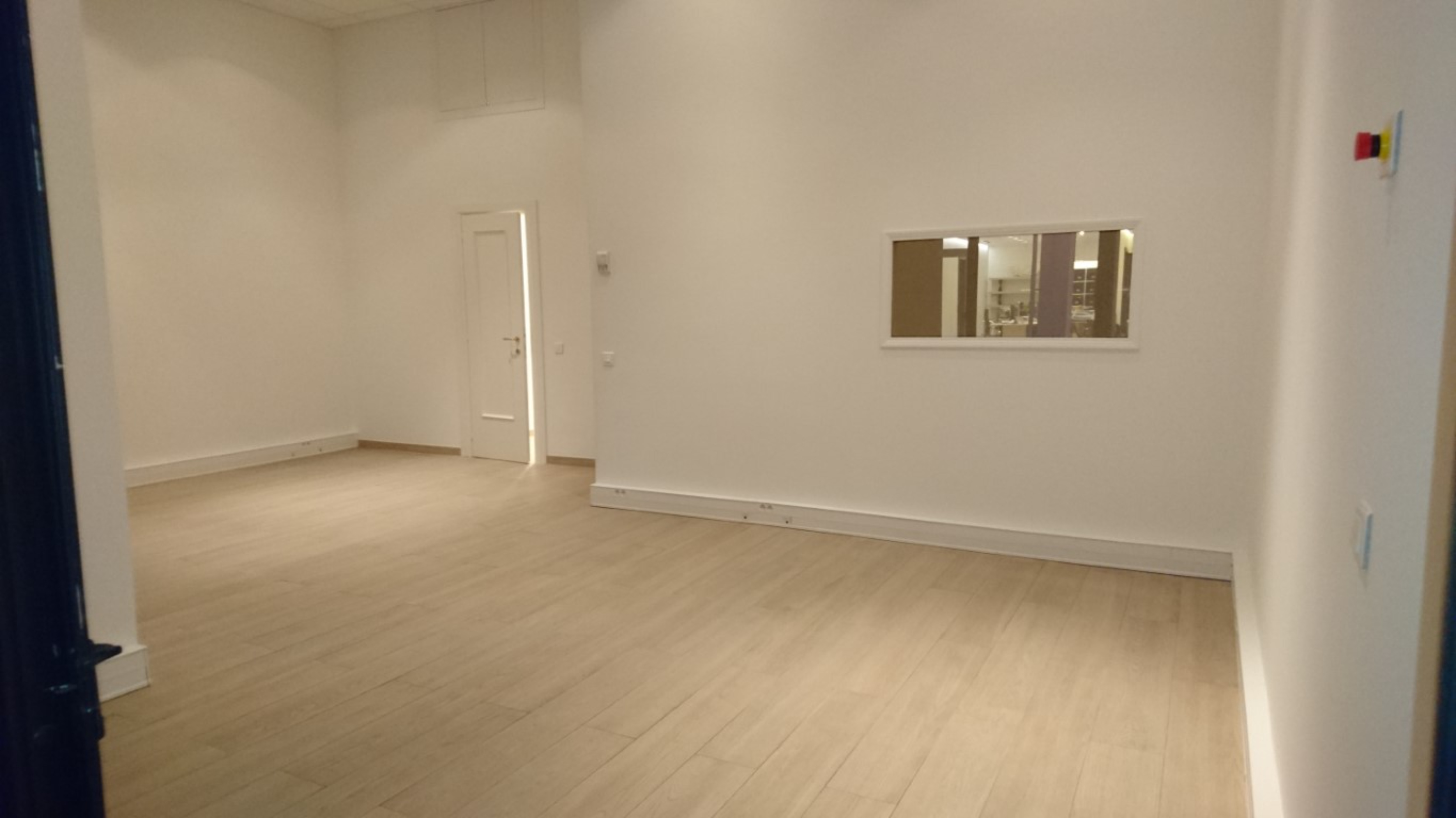 Bureau avec accès direct - Fontvieille
