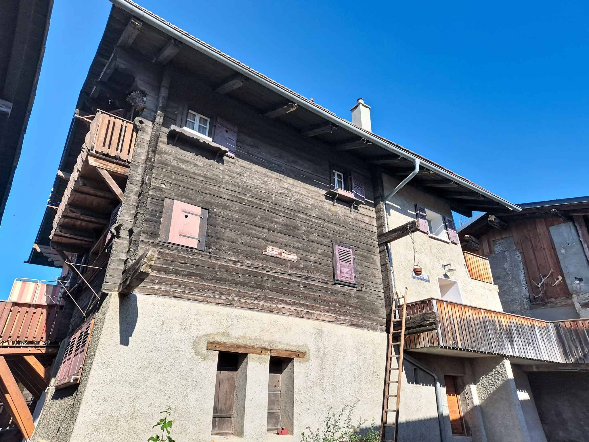 Duplex à rénover au cœur de Chermignon-d’en-Haut