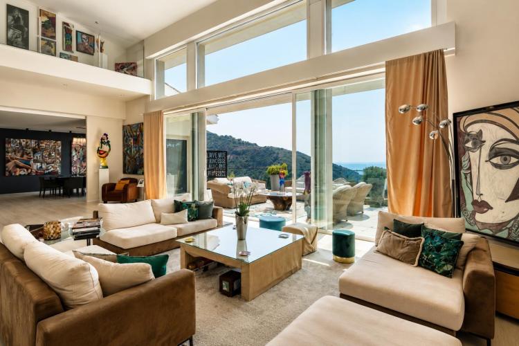 Villa D 'exception Eze vue mer, proche Monaco avec terrain constructible