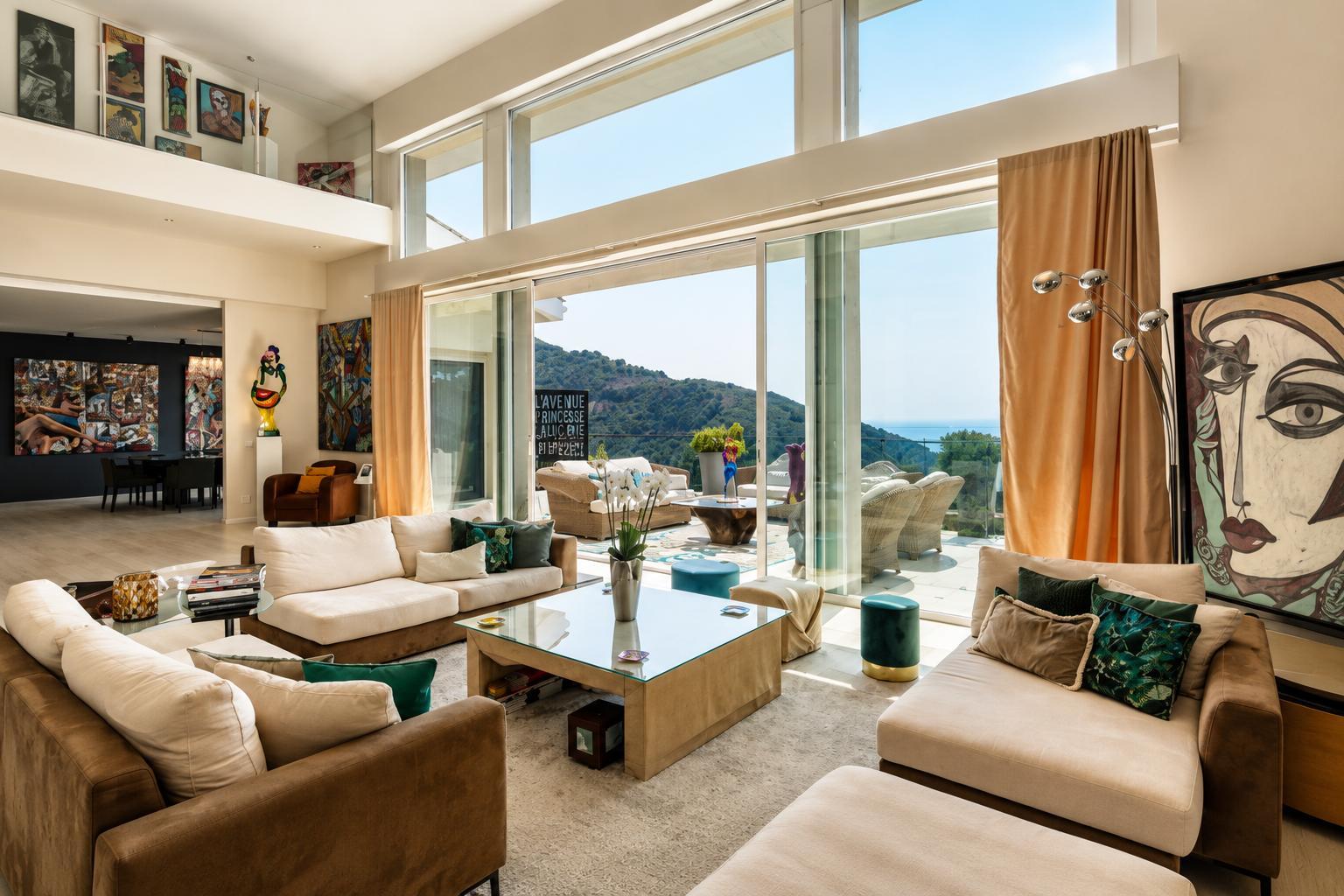 Villa D 'exception Eze vue mer, proche Monaco avec terrain constructible