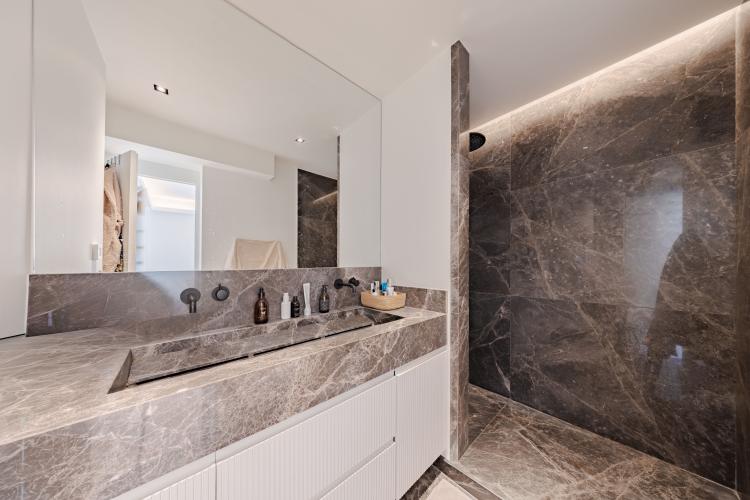 MAGNIFIQUE 2 PIECES VUE MER RENOVE