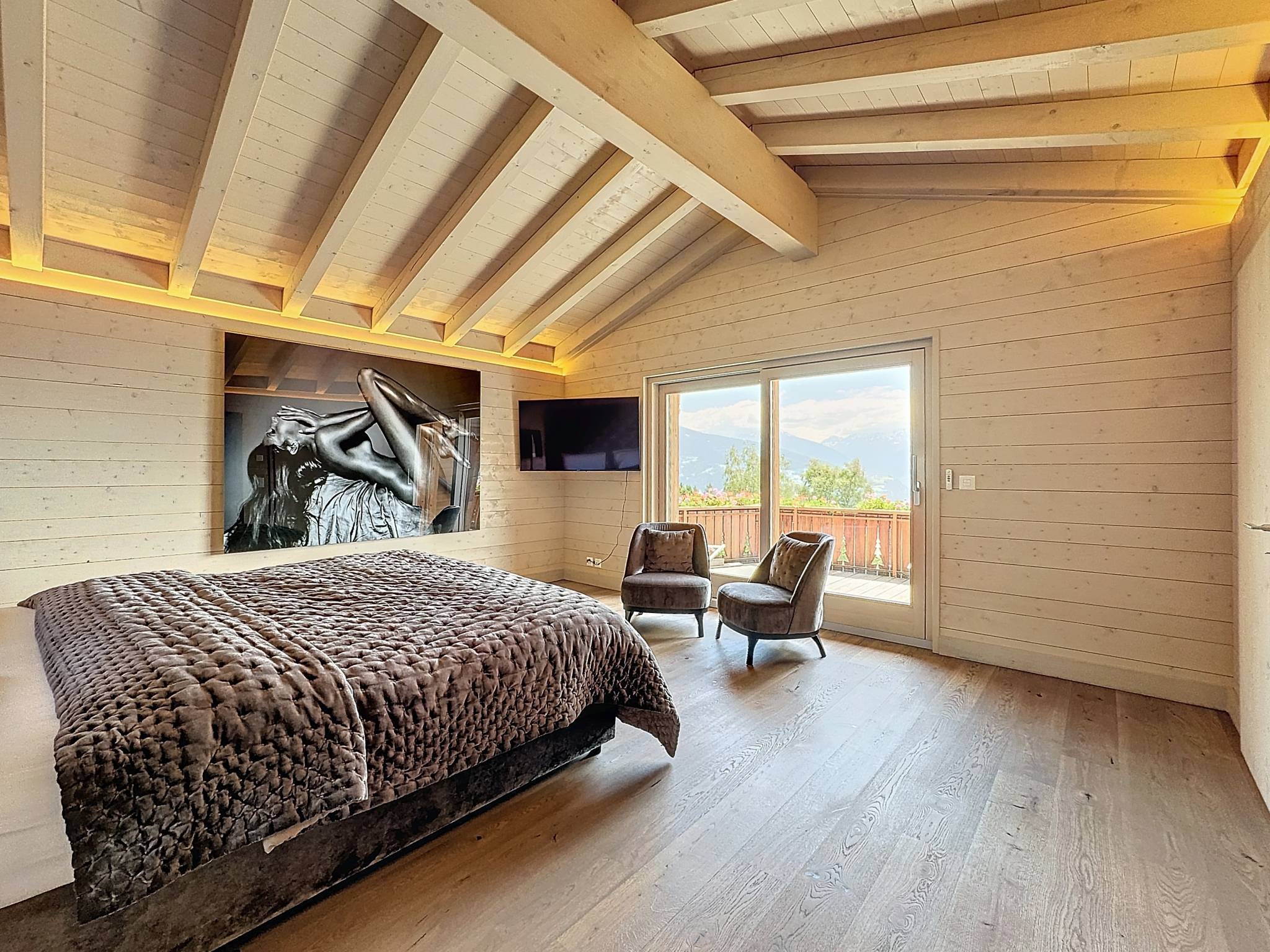 EXCLUSIVITÉ - Magnifique chalet avec vue panoramique SUR LA
PLAINE DU RHÔNE ET LES ALPES