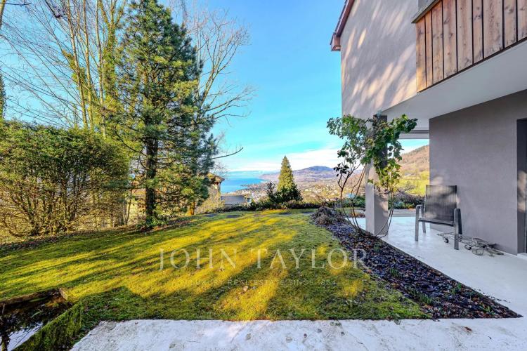 Villa De 5,5 Pièces Avec Vue Panoramique, Proche De Montreux