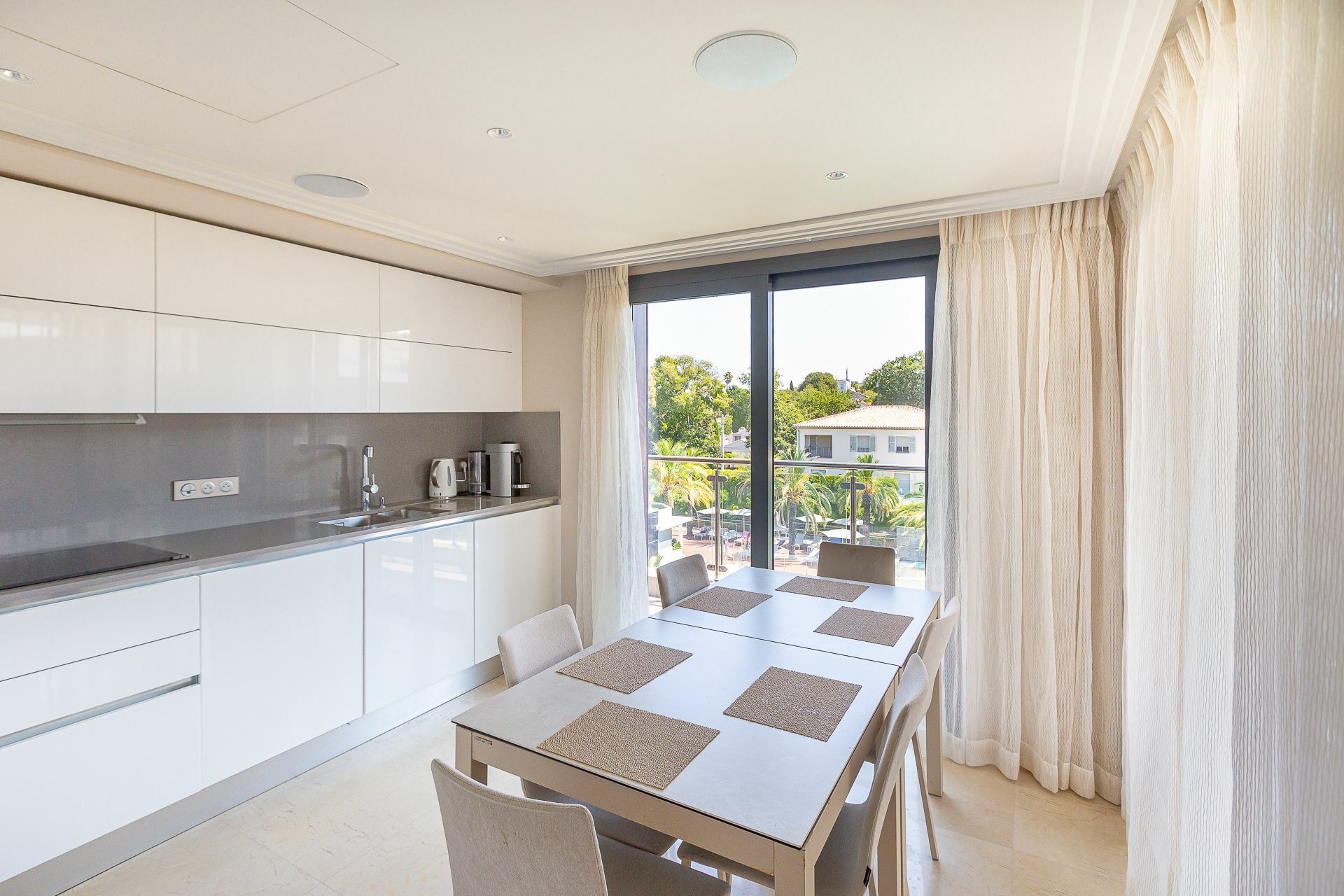 Appartement de 3 chambres dans une résidence de luxe du Parc du Cap