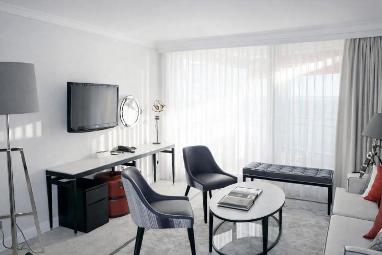 FAIRMONT RÉSIDENCE - Studio de luxe meublé en location avec vue sur la mer