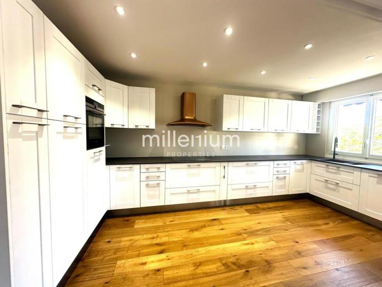 Magnifique appartement situé à Corsier