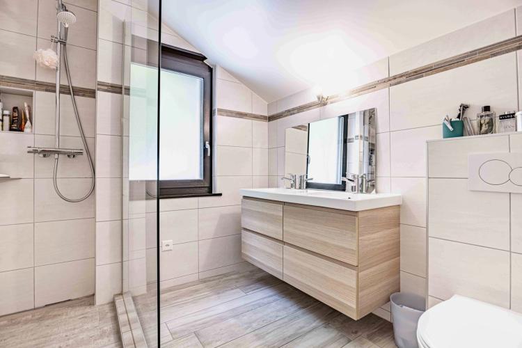 Magnifique villa individuelle de 4 pièces 1/2 avec studio indépendant sur très belle parcelle de 1'240 m2