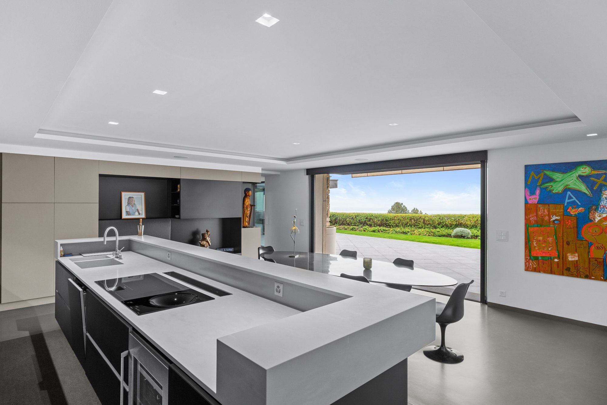 Propriété D'exception Avec Piscine Intérieure Et Vue Sur Le Lac Léman