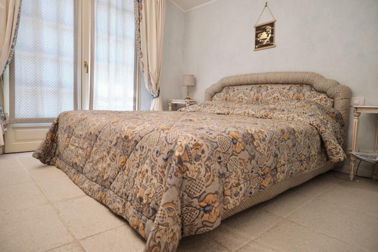 VENTE MAGNIFIQUE VILLA AVEC PISCINE RCM