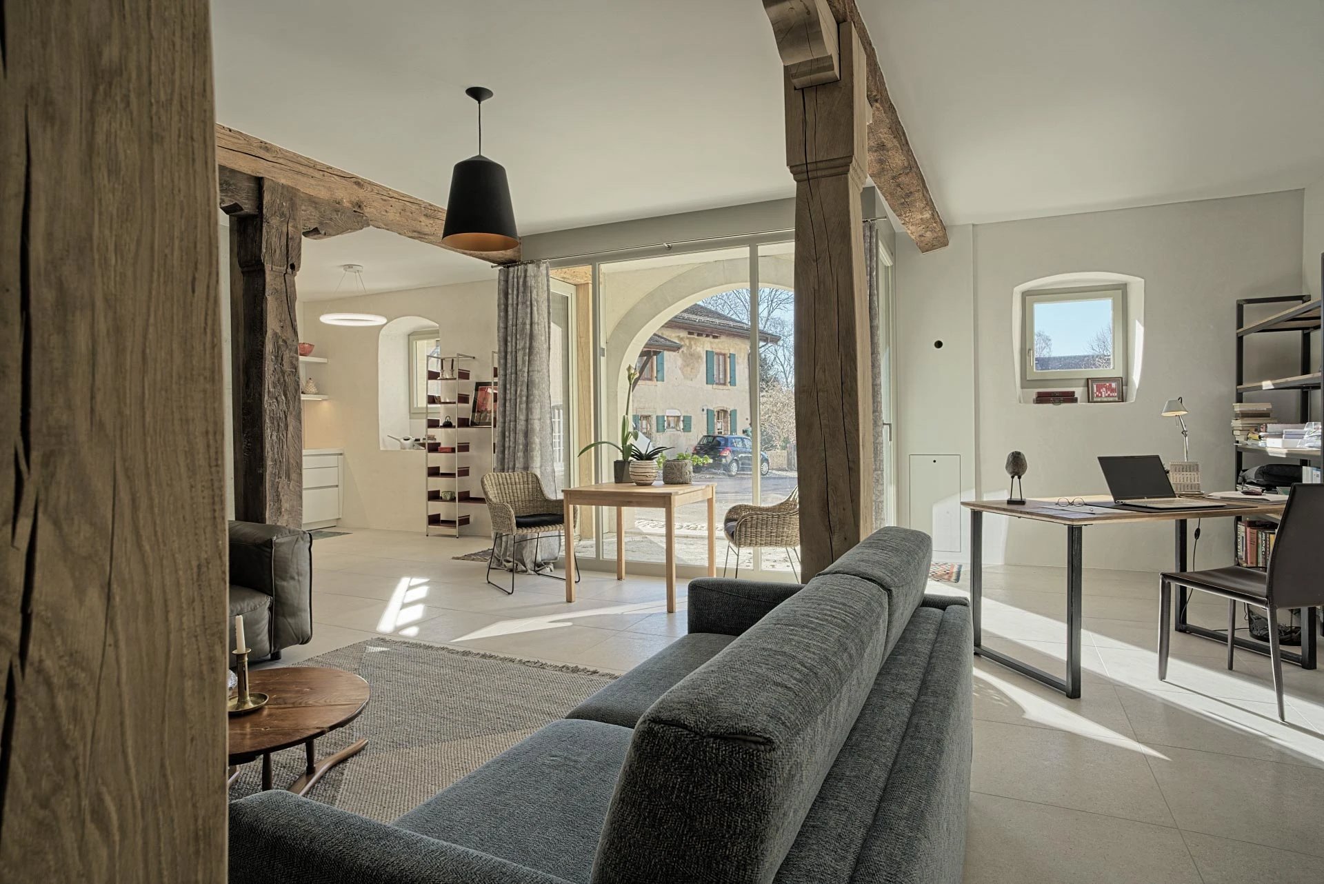 Immeuble historique entièrement rénové comprenant 3 appartements