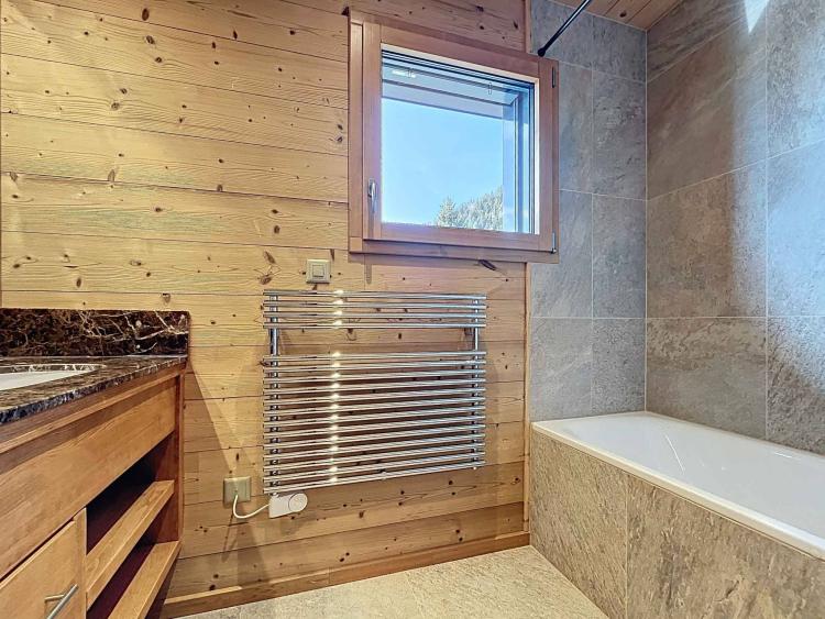 Appartement avec cachet face aux montagnes, à deux pas des pistes