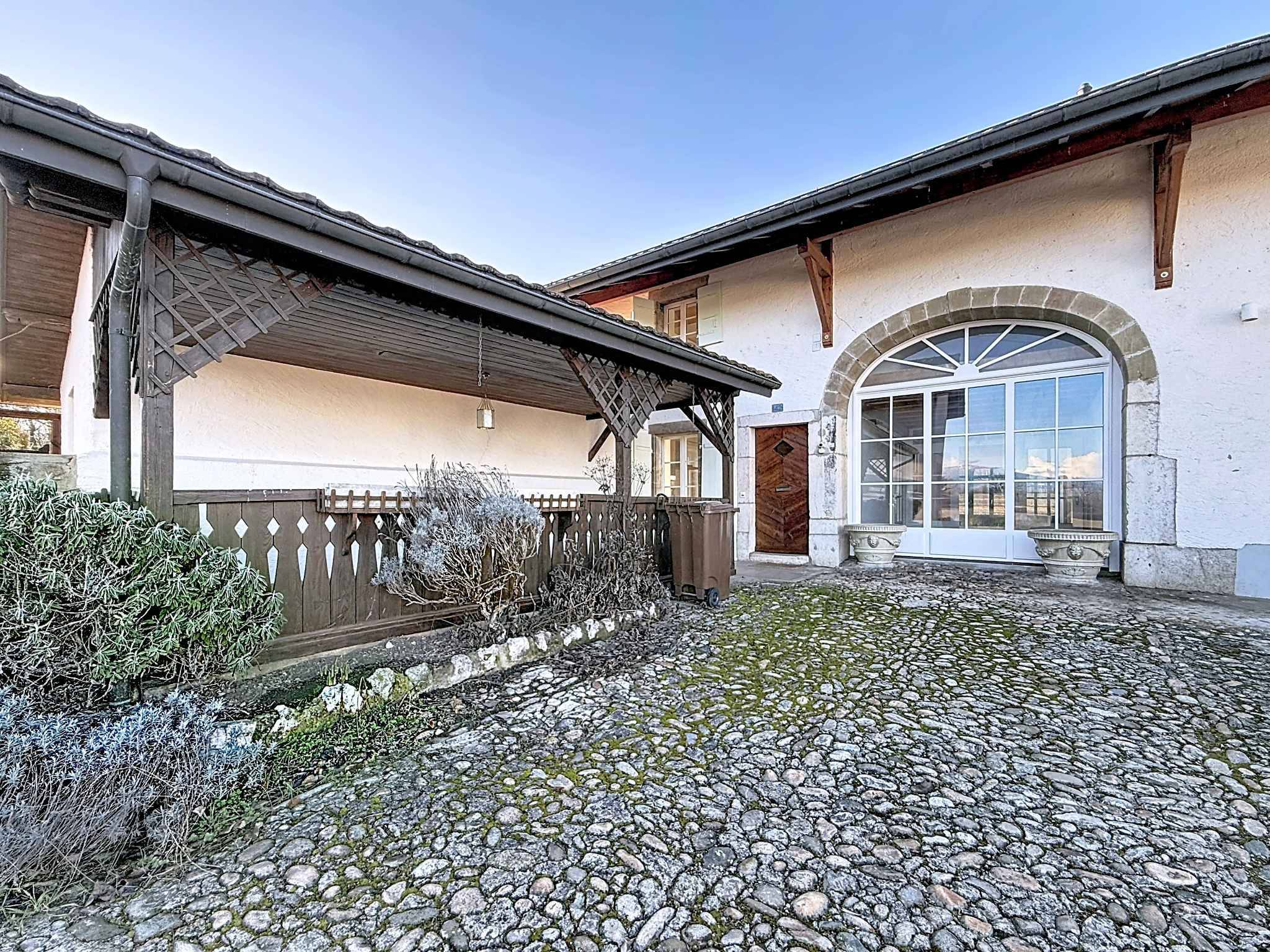 En EXCLUSIVITÉ ! Magnifique maison authentique au charme indéniable