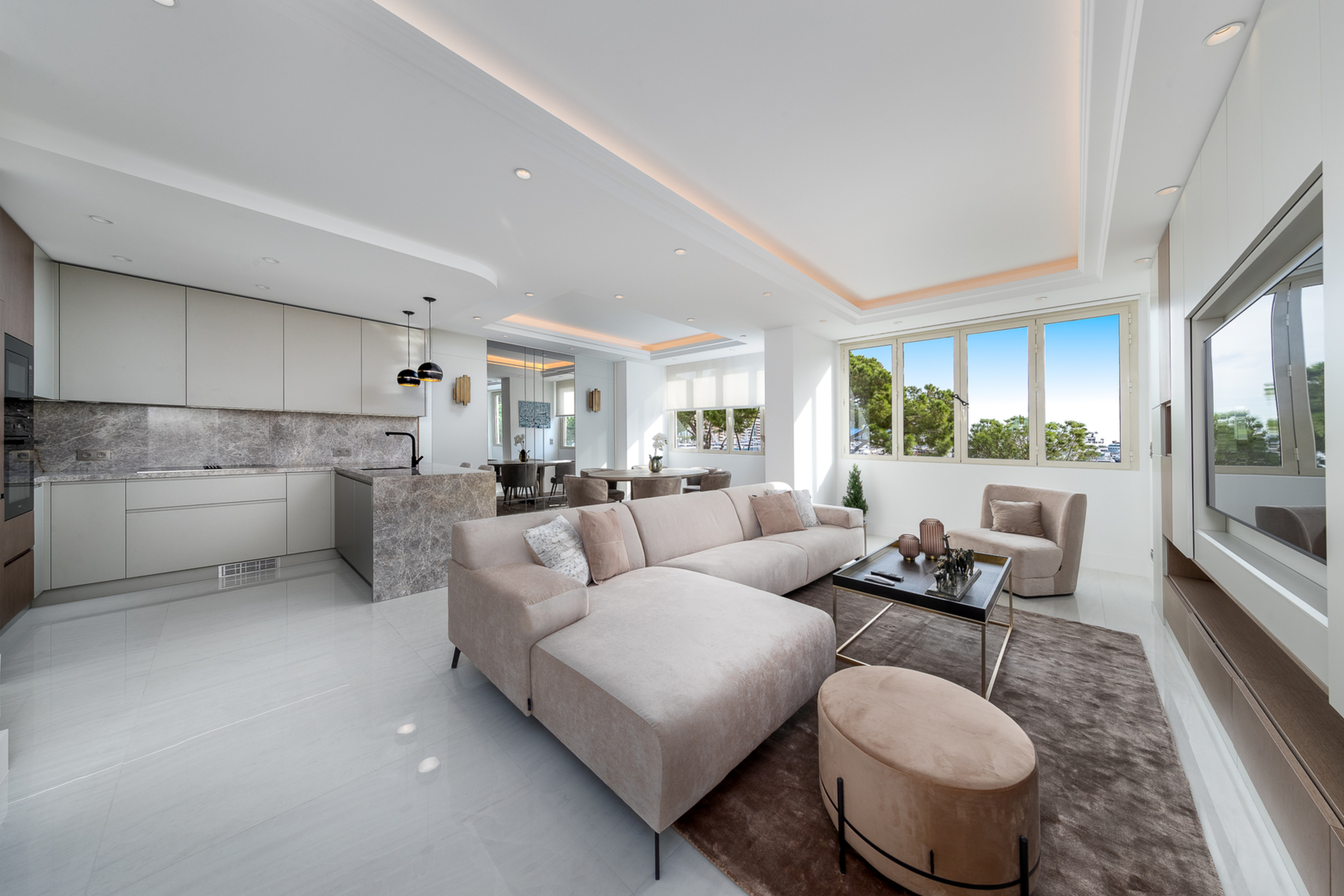Palais Héraclès : Appartement 4 Pièces Rénové et Vue Directe sur le Grand Prix de Monaco