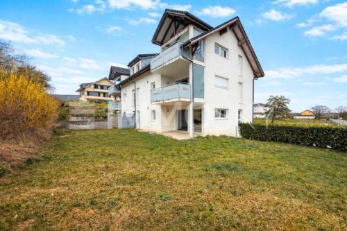 Bel appartement 4.5 pièces au rez-de-chaussée avec jardin