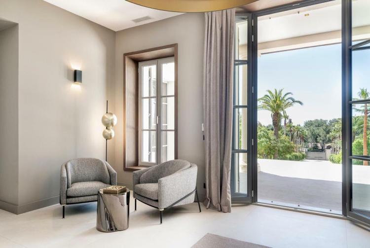 VILLA "THE ELEVEN"