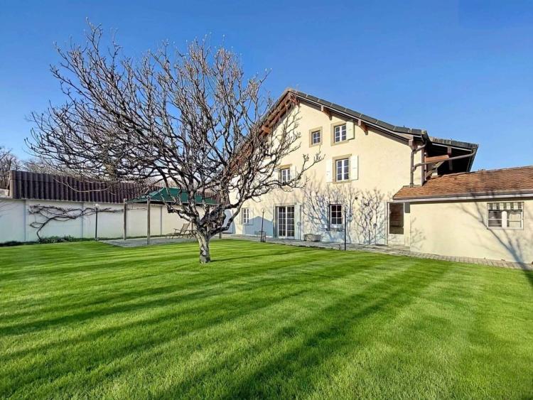 En EXCLUSIVITÉ Magnifique maison authentique au charme indéniable