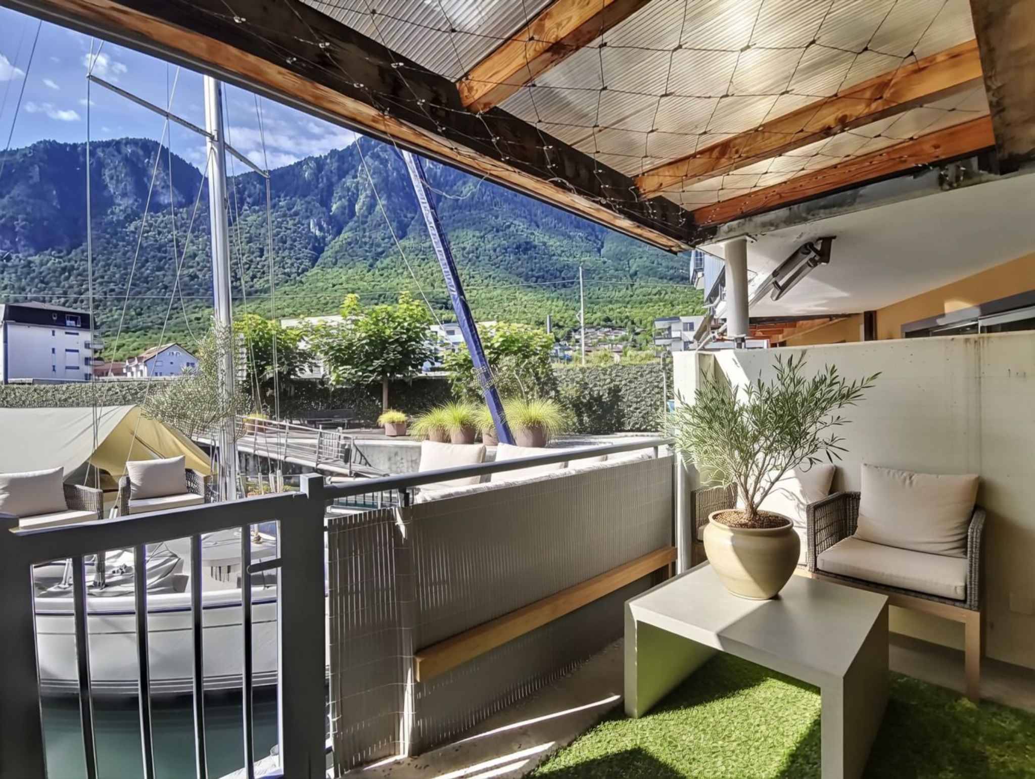 Unique et superbe duplex de 4,5 pièces à la Marina