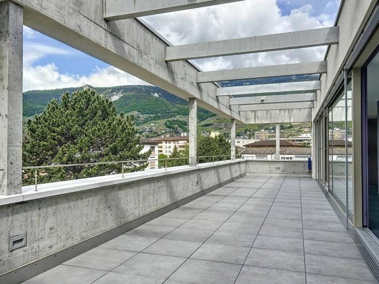 Splendide attique 4.5 pièces à quelques minutes à pied du centre