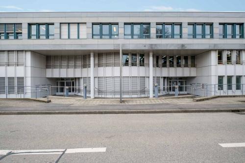Bureaux de 152m2 lumineux à proximité de l'aéroport et de la Place des Nations 
