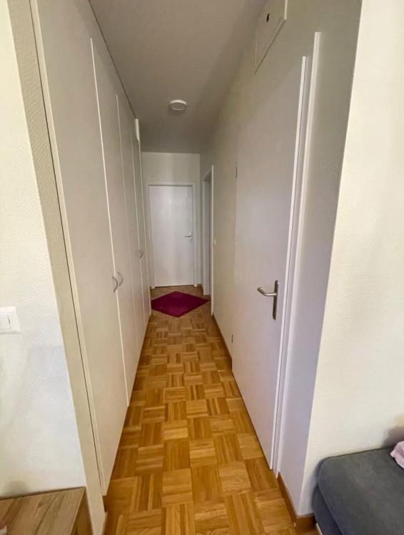 Appartement de 4 pièces à Meyrin.