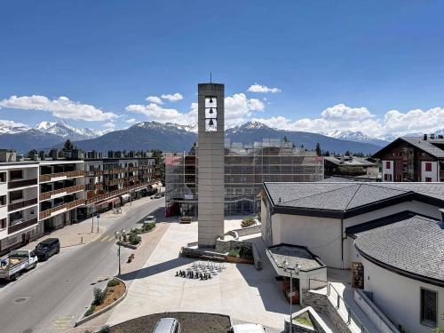 Situation exceptionnelle au cœur de Crans avec vue panoramique