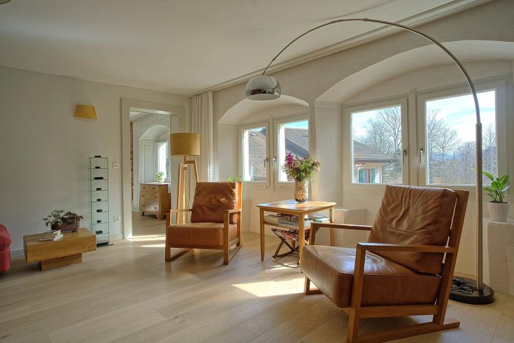 Immeuble historique entièrement rénové comprenant 3 appartements