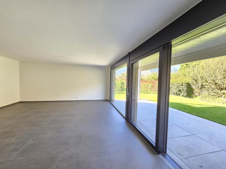 Villa neuve / 203 m2 et 845 m3 / Prix à discuter